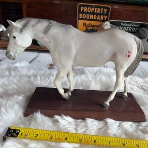 Very RARE 1972 Presentation Alabaster Breyer Indian Pony on Plaque Wood Base